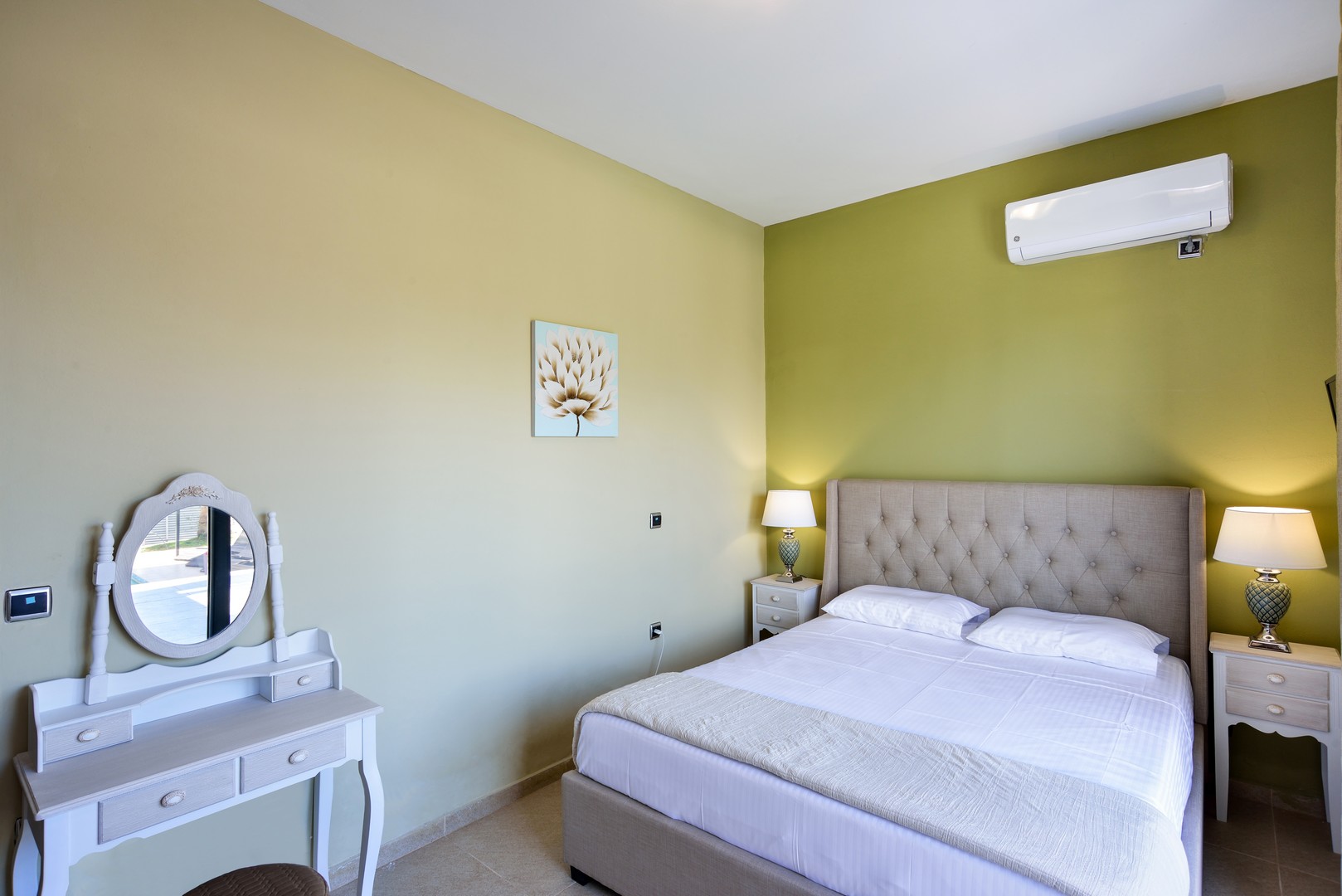 Adorno Third Bedroom